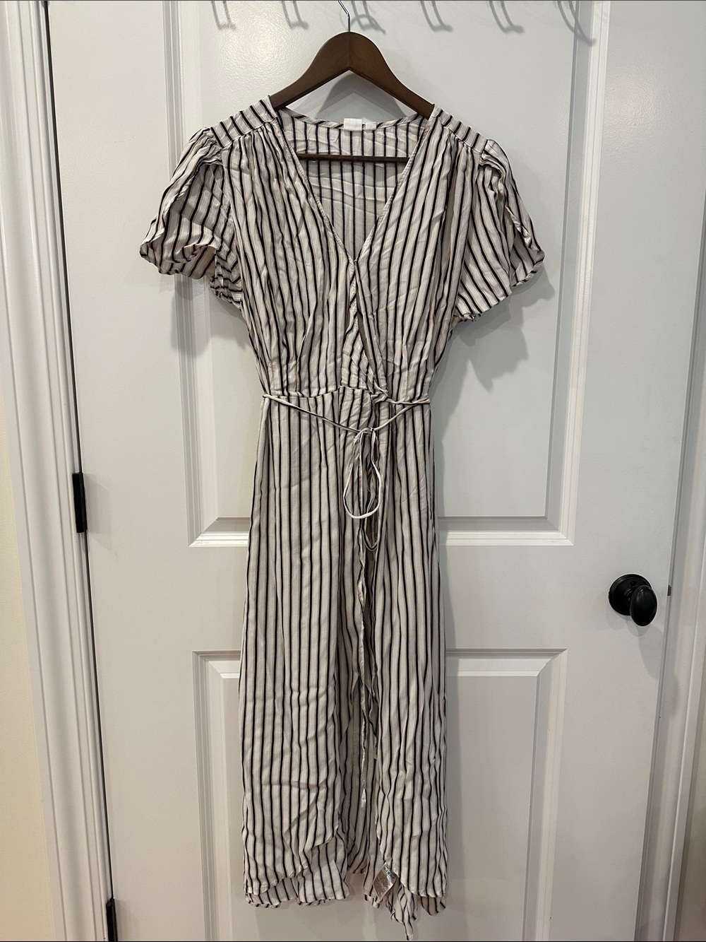 GAP Black White and tan Striped Wrap Midi Dress